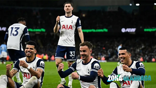 Tottenham Cukur Manchester City