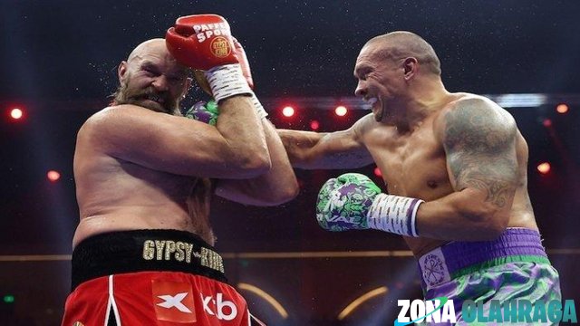 Sindiran Pedas Fury: Usyk Dapat 'Kado Natal' dari Juri?