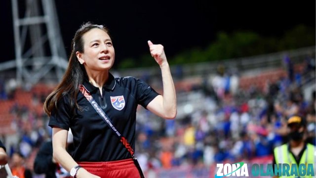 Madam Pang: Ratu Sepak Bola Thailand Beri Tantangan Baru!