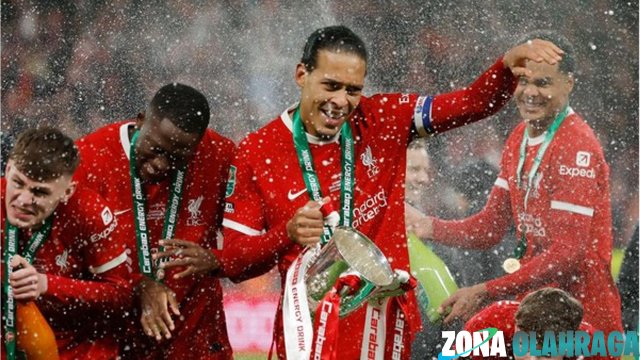 Kapten Van Dijk Bertekad Kembali Genggam Trofi Carabao Cup!